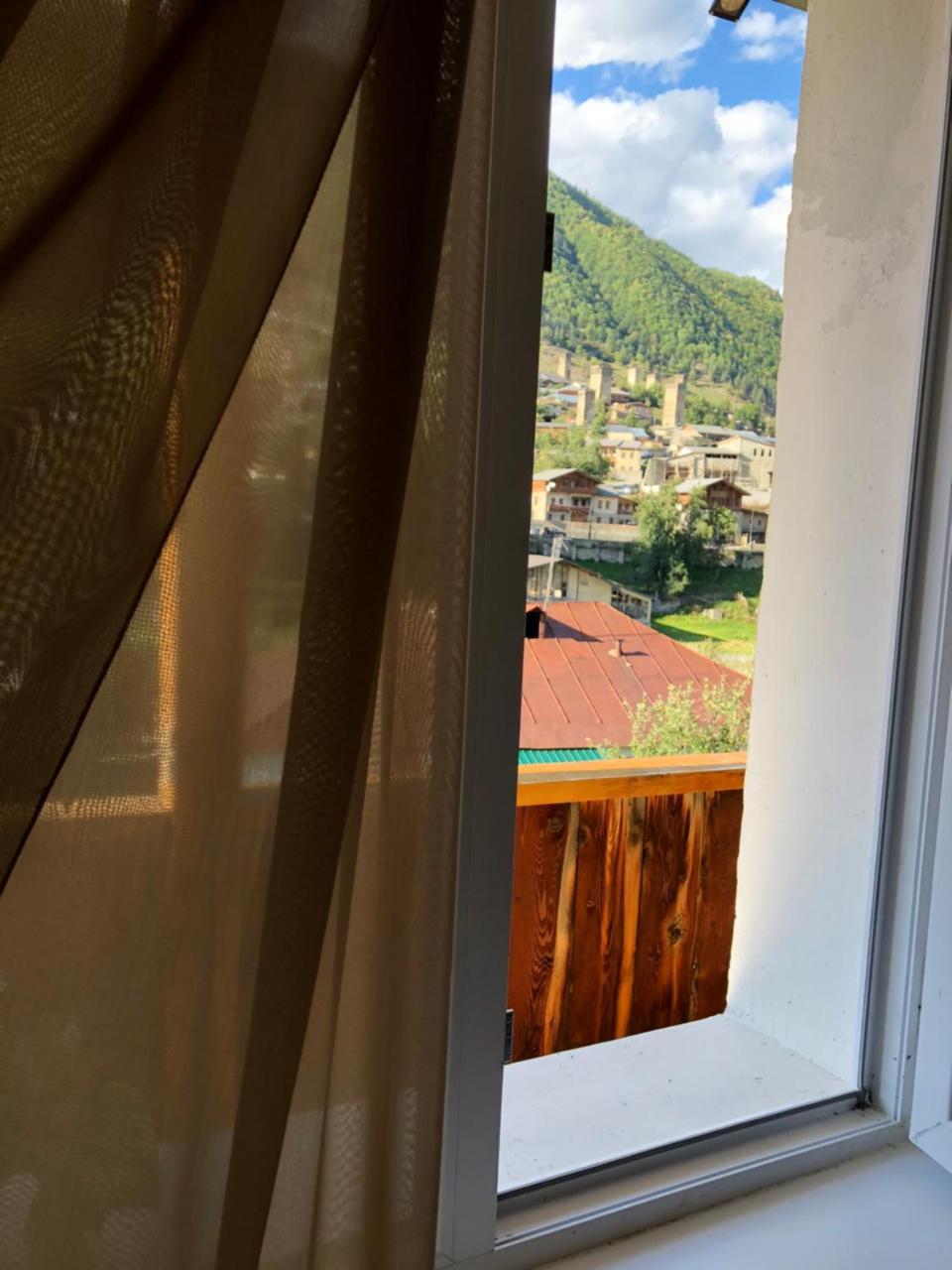 Travel Inn House Mestia • Მოგზაურის Სახლი Kültér fotó